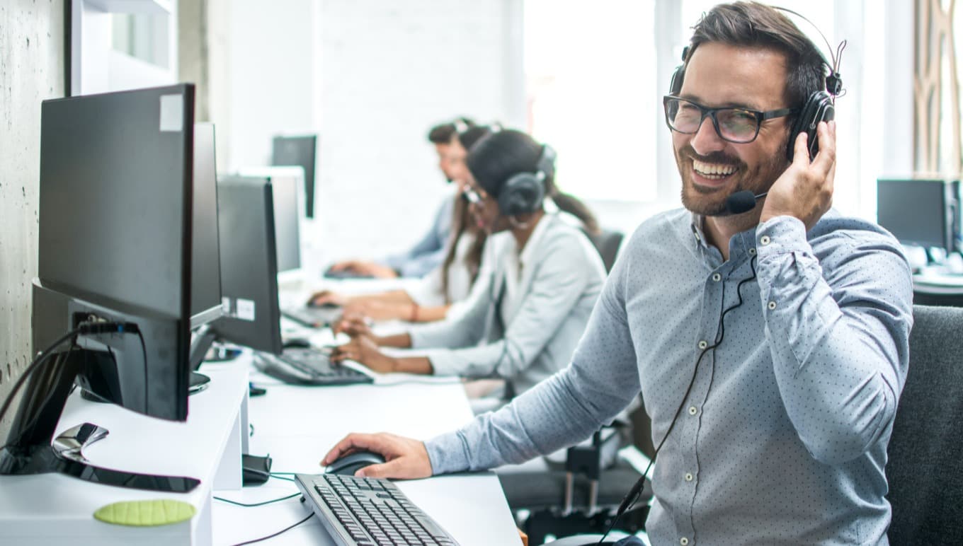 card-customer-experience-excellence-aptean-respond