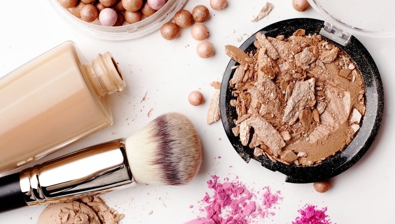 Uw huidverzorging, cosmetica en parfums concurrerend houden met een PLM